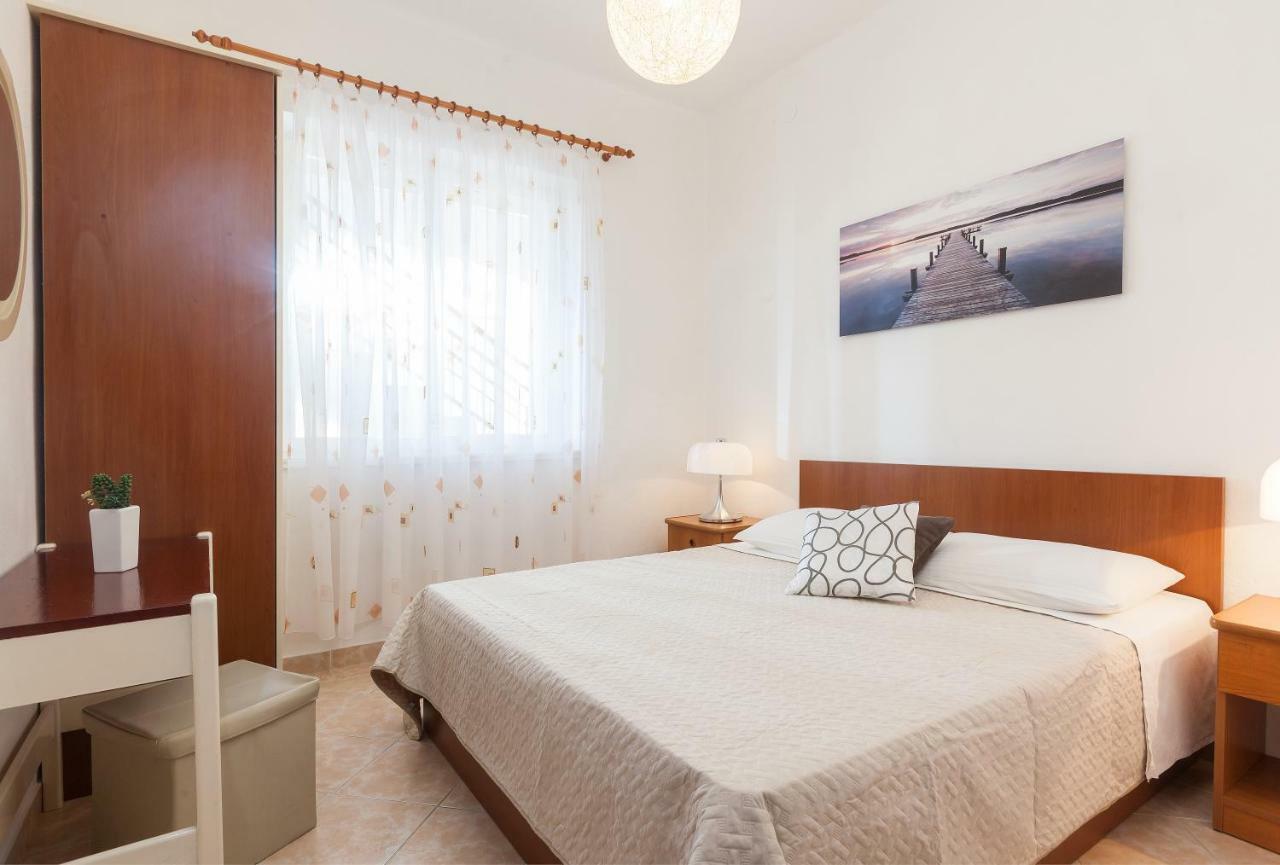 Vila Nela Tučepi Dış mekan fotoğraf